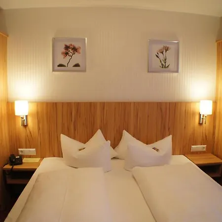 Hotel Am Bad 3*