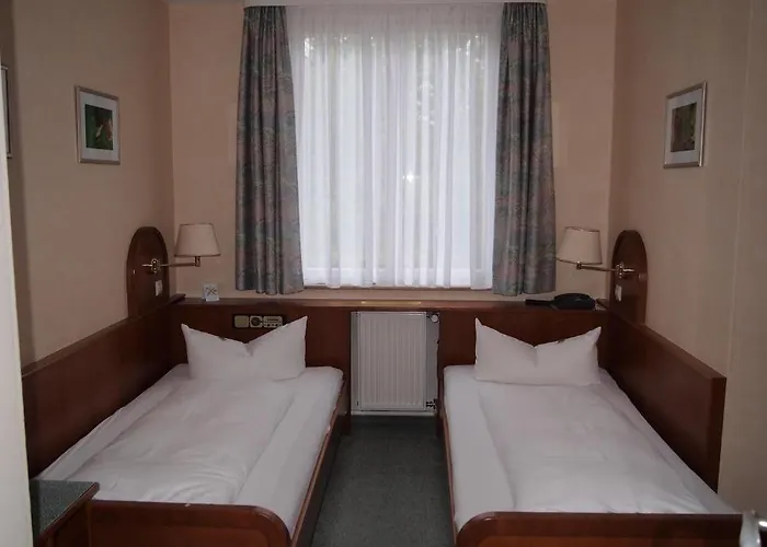 Hotell Am Bad Tübingen